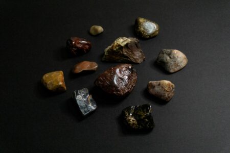 naturalne kamienie do biżuterii